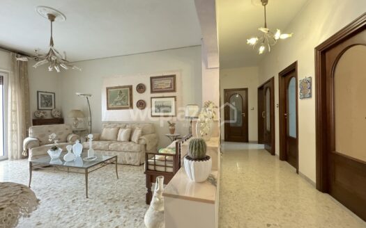 Trilocale in vendita