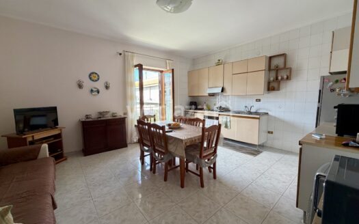 Cinque vani in vendita