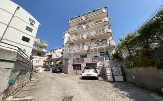 Cinque vani in vendita