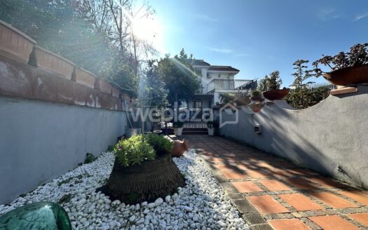 Soluzione semindipendente in vendita