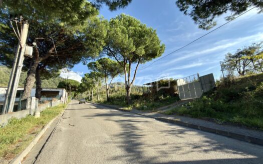 Locale commerciale in vendita