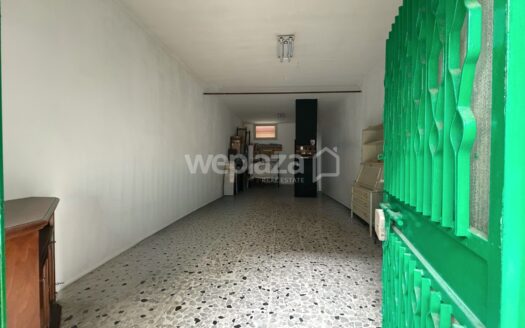 Locale commerciale in vendita