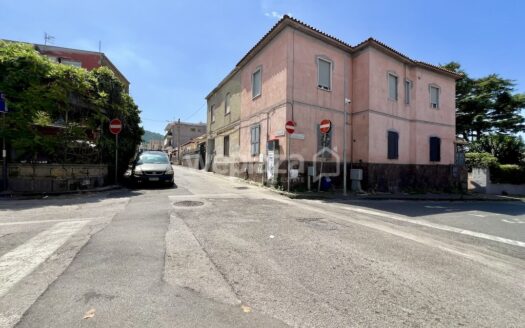 Soluzione indipendente in vendita