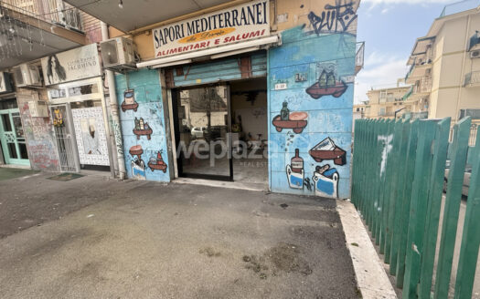 Locale commerciale in affitto